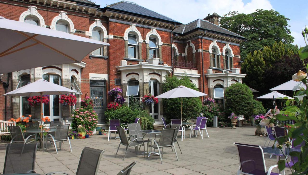 Leaside Hotel Luton  Exterior foto